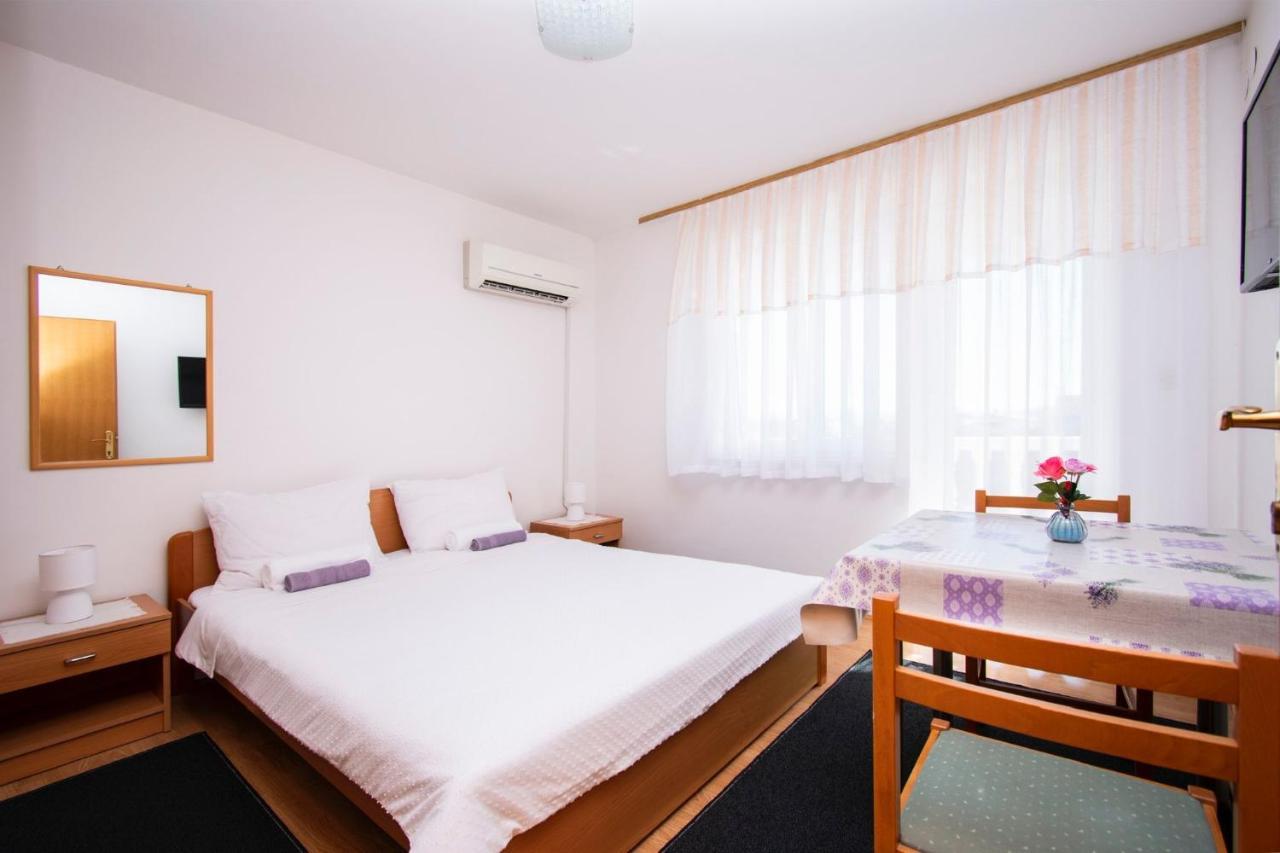 Family Holiday Apartments Lucia 沃迪切 外观 照片