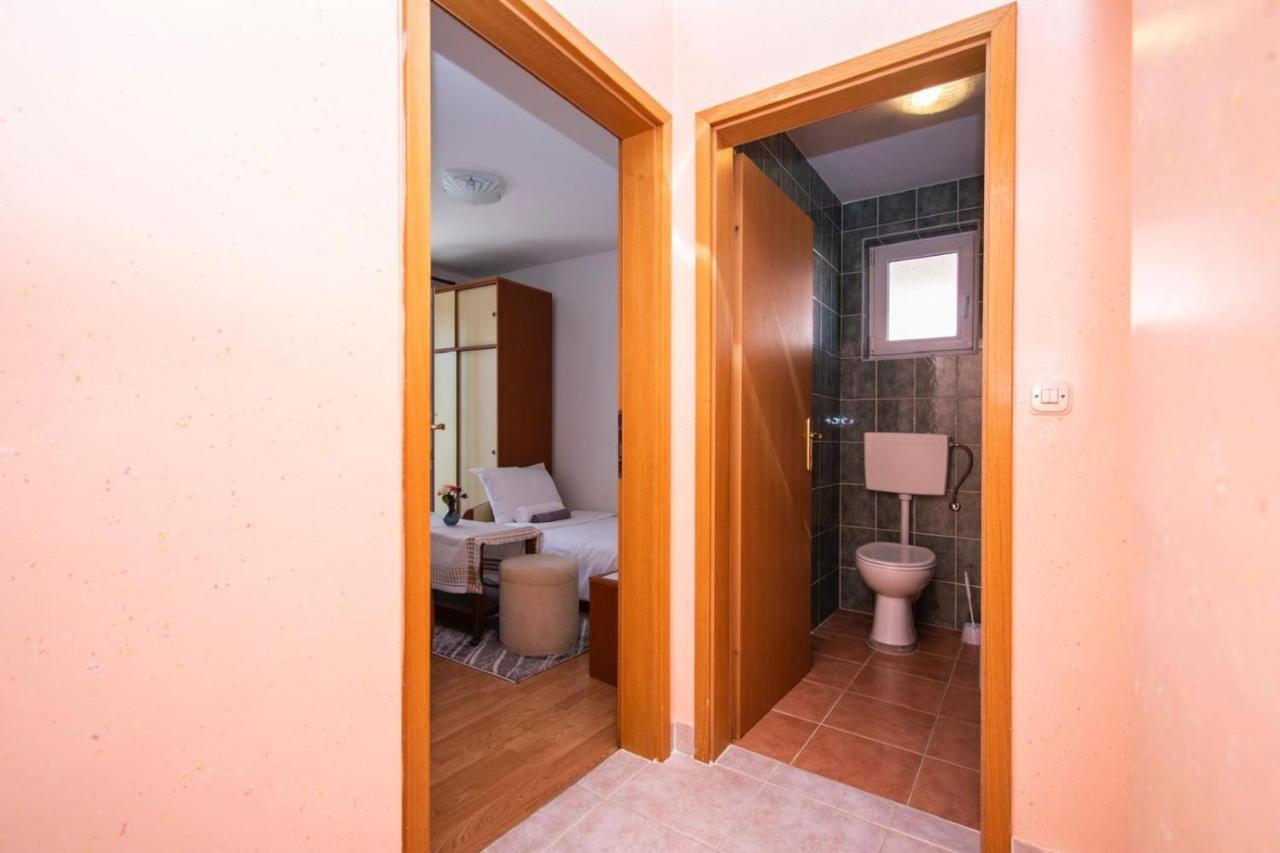 Family Holiday Apartments Lucia 沃迪切 外观 照片
