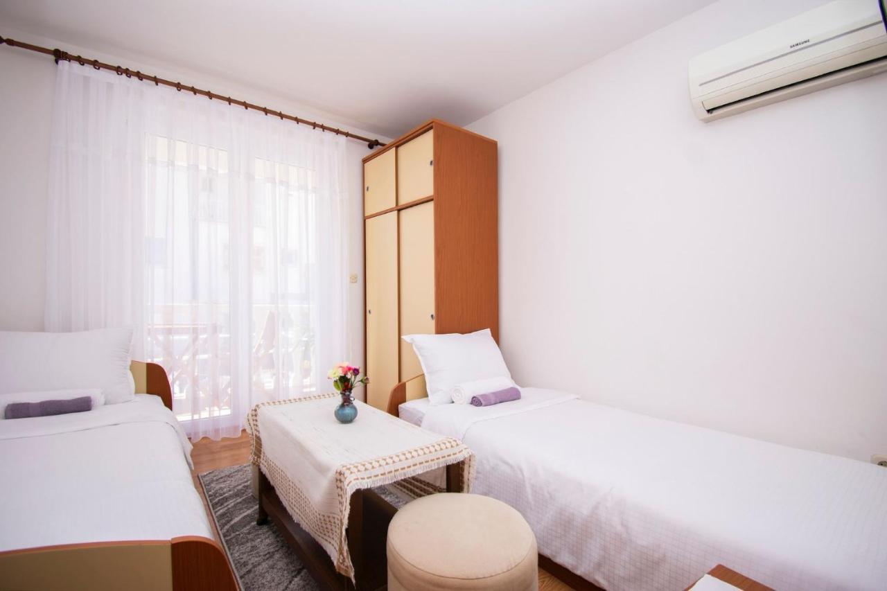 Family Holiday Apartments Lucia 沃迪切 外观 照片