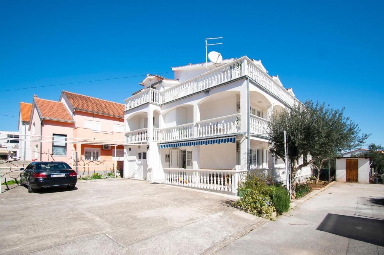 Family Holiday Apartments Lucia 沃迪切 外观 照片